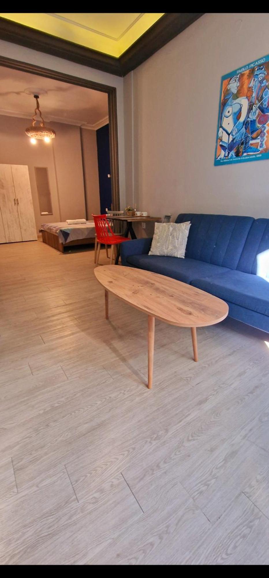 Apartment Closer 